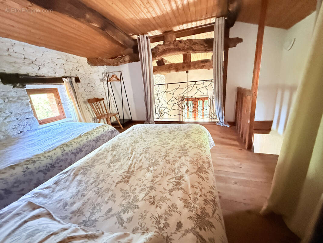 Maison à SAINT-ANDRE-DE-MAJENCOULES