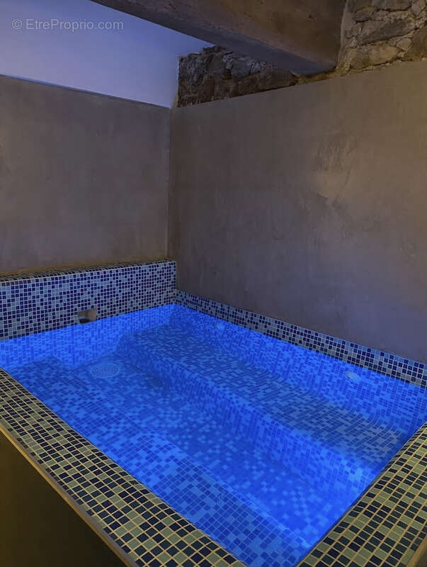 Maison à SAINT-ANDRE-DE-MAJENCOULES