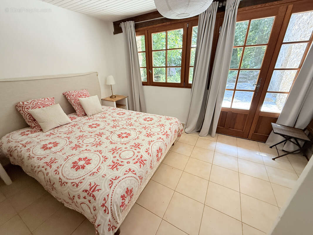 Maison à SAINT-ANDRE-DE-MAJENCOULES