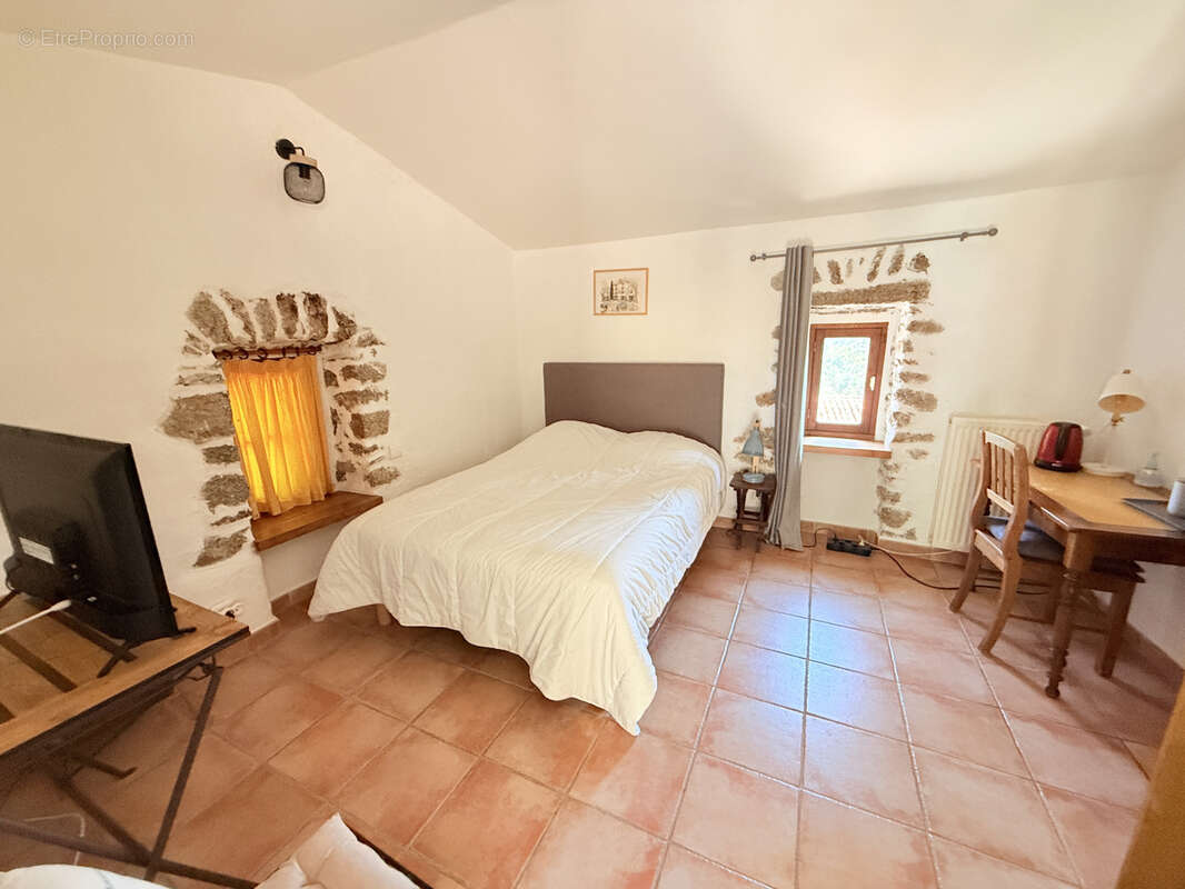 Maison à SAINT-ANDRE-DE-MAJENCOULES