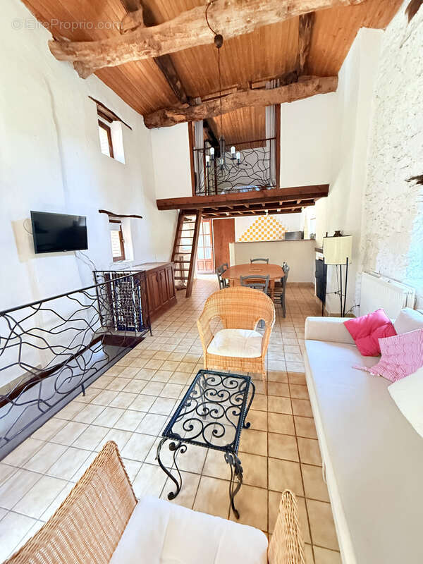 Maison à SAINT-ANDRE-DE-MAJENCOULES