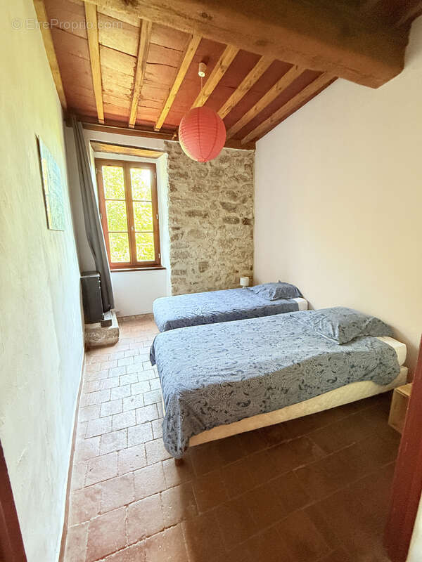 Maison à SAINT-ANDRE-DE-MAJENCOULES