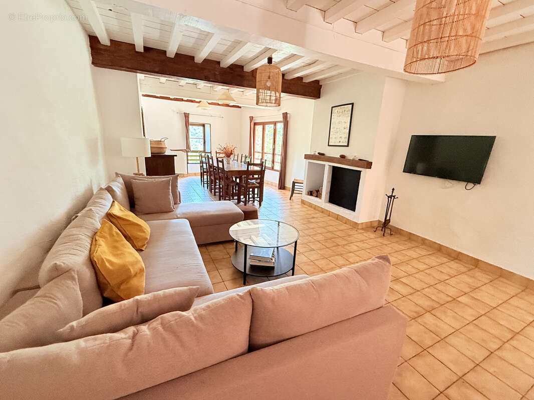 Maison à SAINT-ANDRE-DE-MAJENCOULES