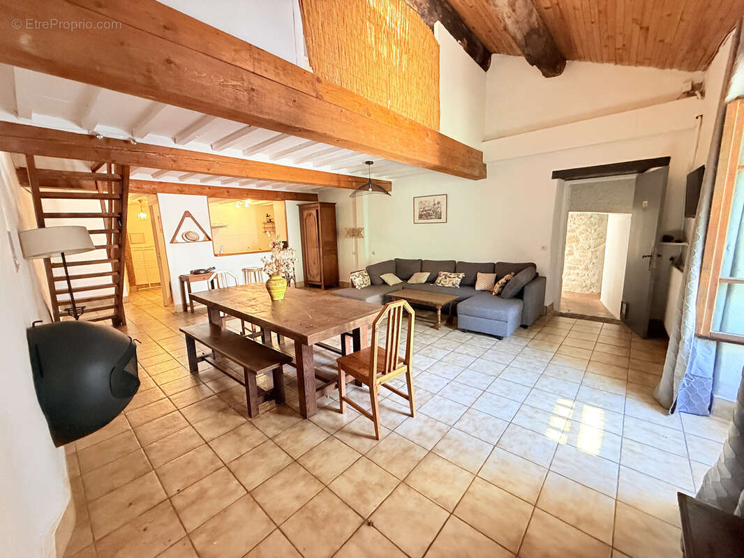 Maison à SAINT-ANDRE-DE-MAJENCOULES