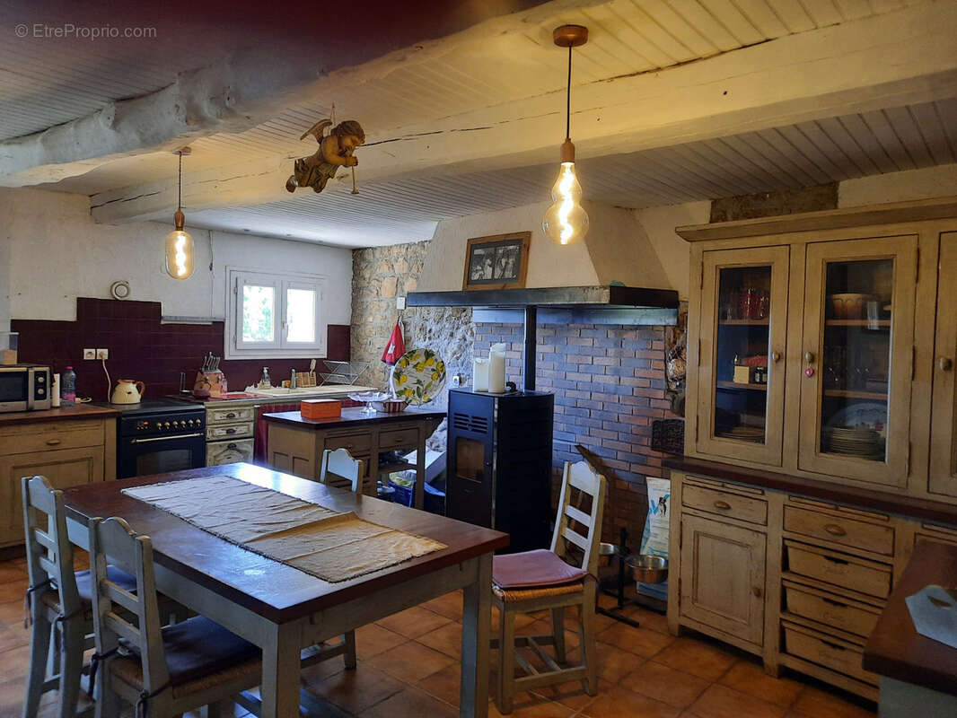 Maison à LA BASTIDE-PRADINES