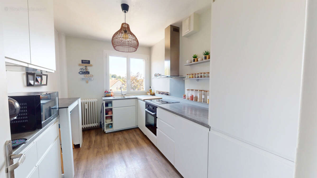 Appartement à JOUARS-PONTCHARTRAIN