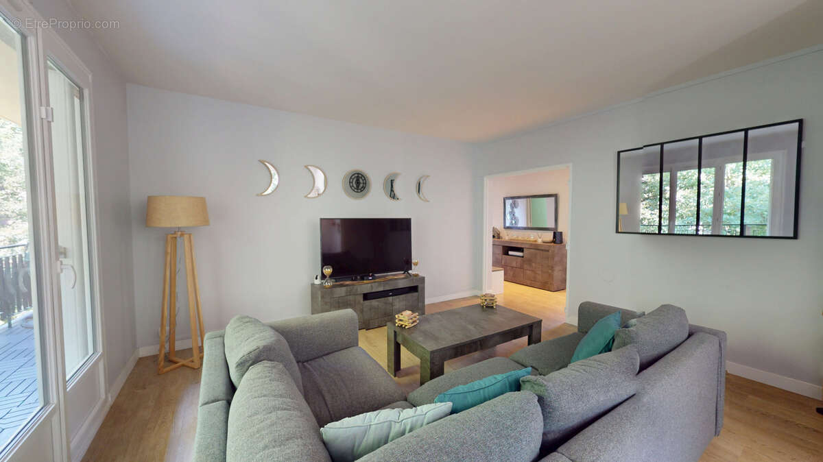 Appartement à JOUARS-PONTCHARTRAIN