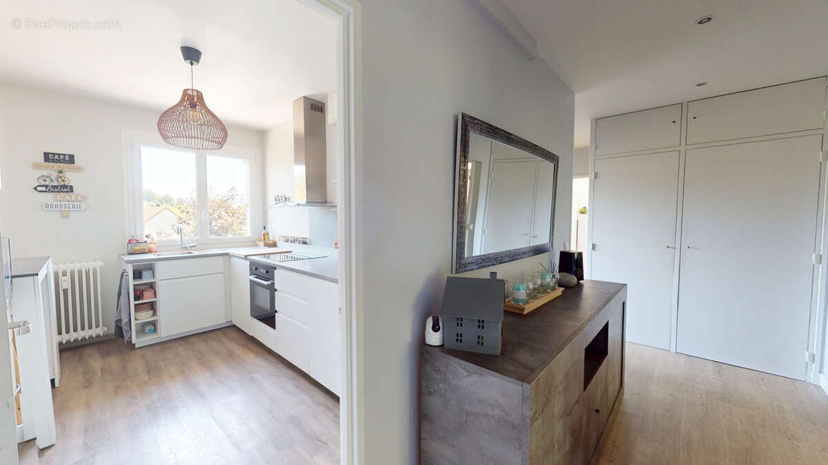 Appartement à JOUARS-PONTCHARTRAIN