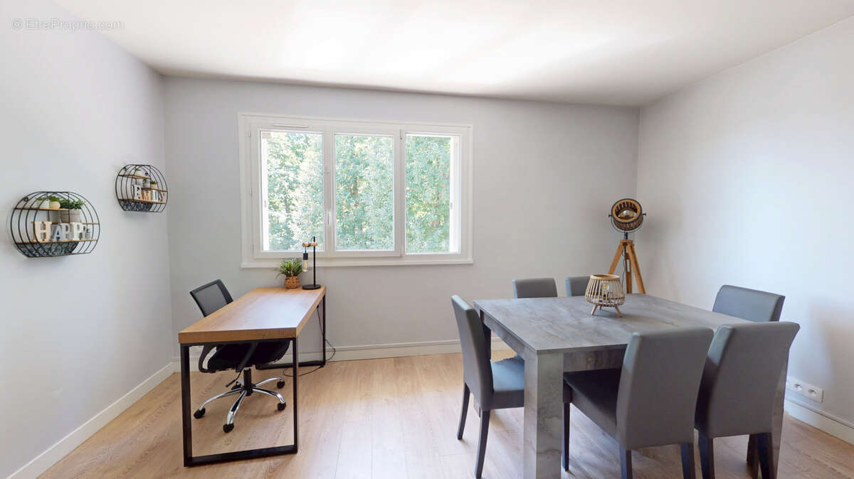 Appartement à JOUARS-PONTCHARTRAIN