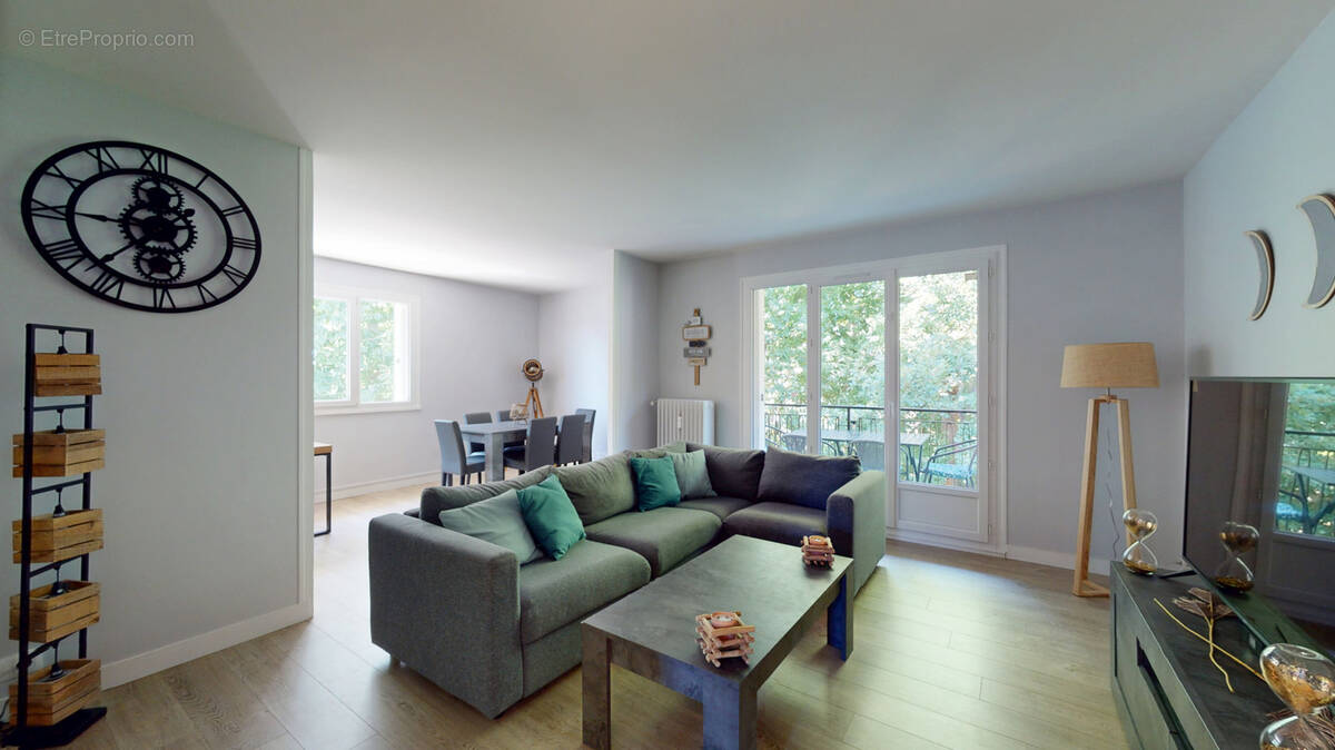 Appartement à JOUARS-PONTCHARTRAIN