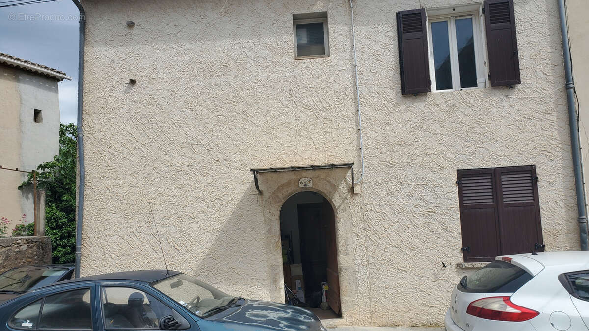 Appartement à PUIMOISSON