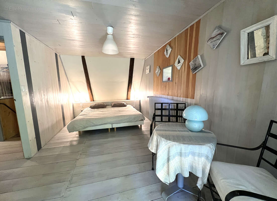 Maison à SAINT-FRONT