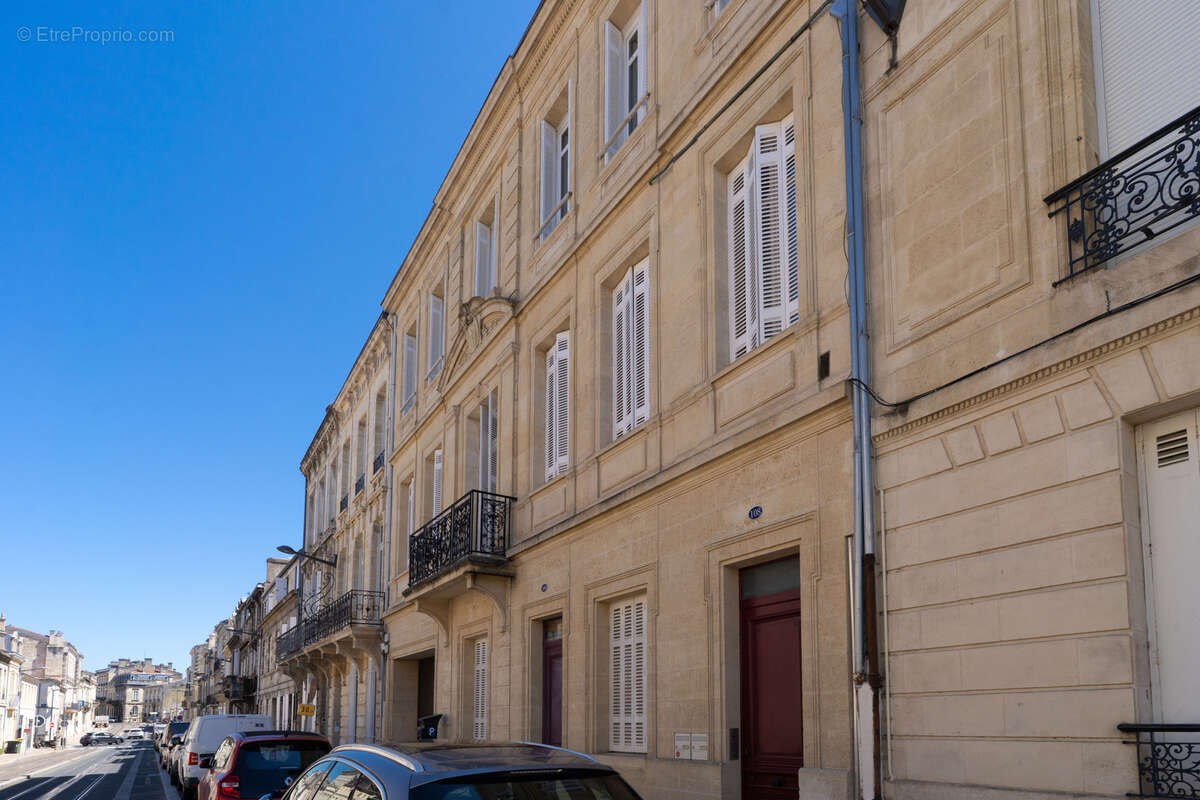 Appartement à BORDEAUX