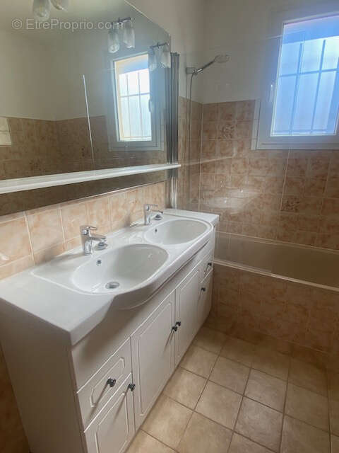 Maison à DOMPIERRE-SUR-MER