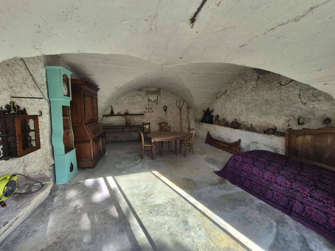 Maison à RECOUBEAU-JANSAC