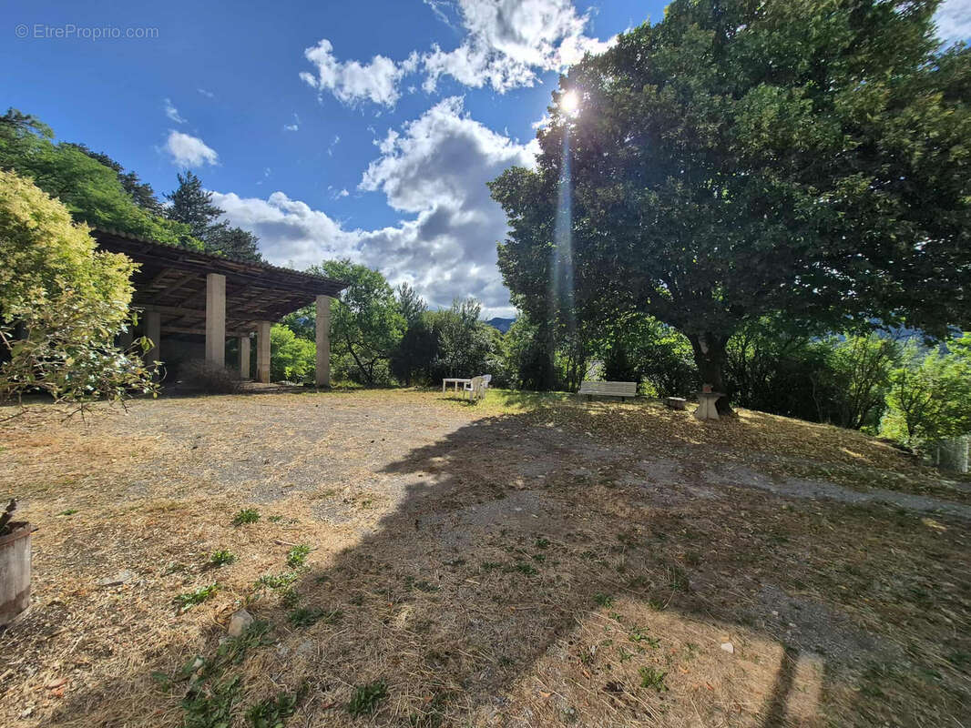 Maison à RECOUBEAU-JANSAC