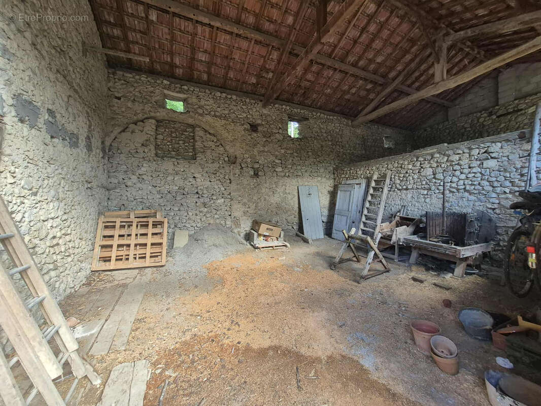 Maison à RECOUBEAU-JANSAC