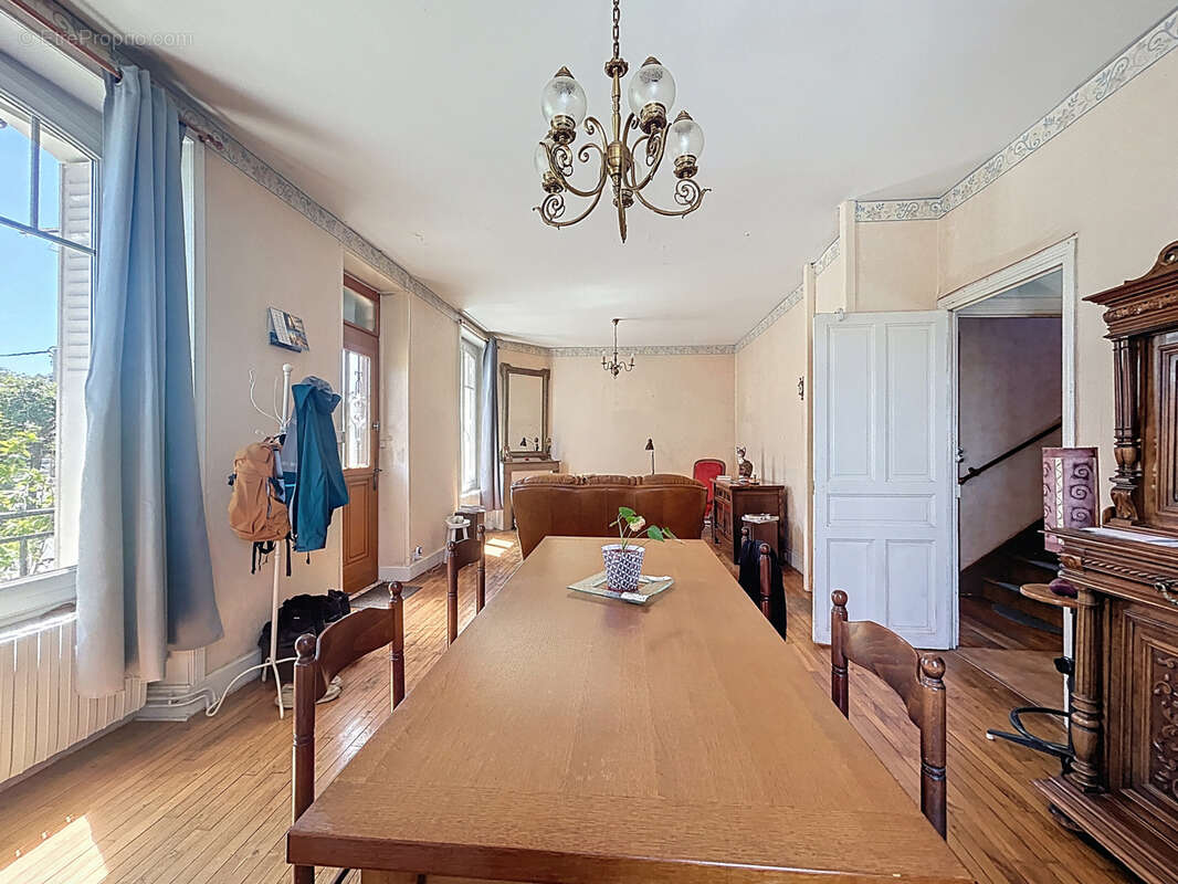 Maison à BRIVE-LA-GAILLARDE