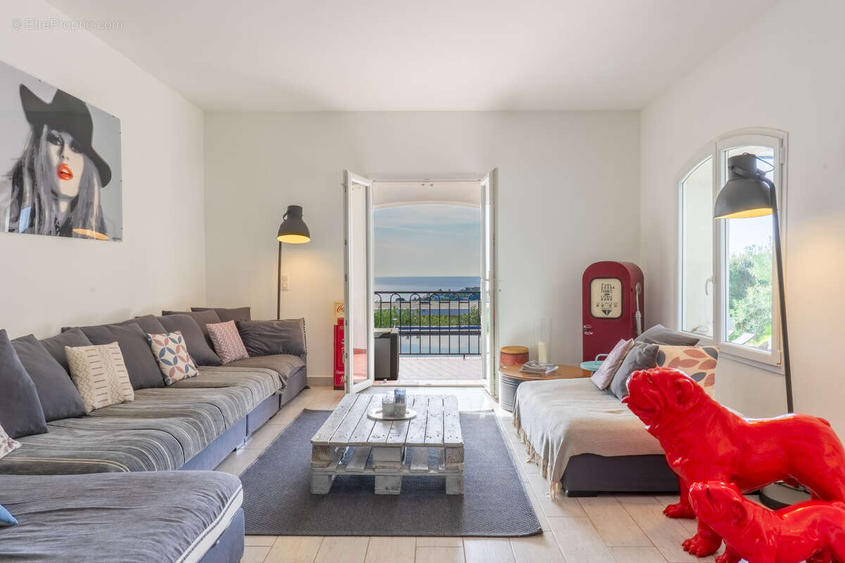 Maison à CAVALAIRE-SUR-MER