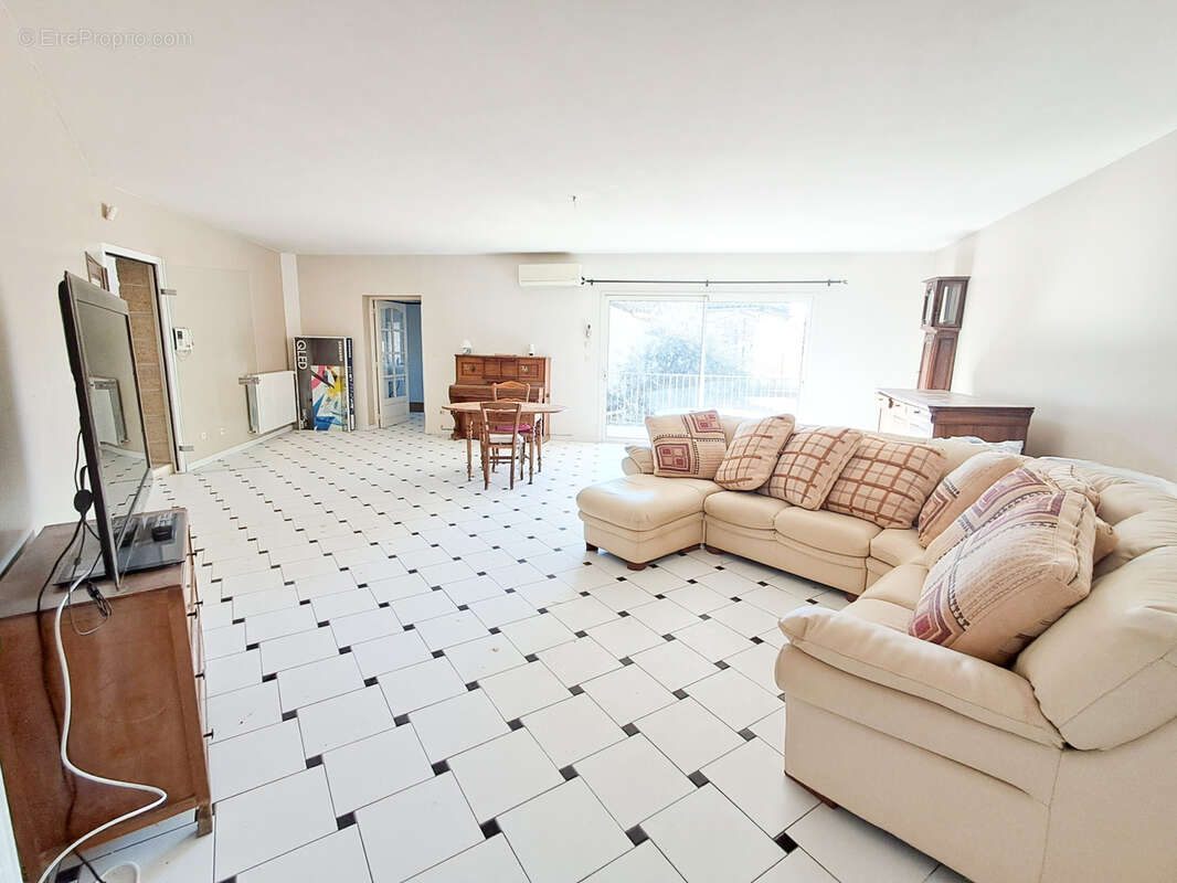 Maison à AIGUES-VIVES