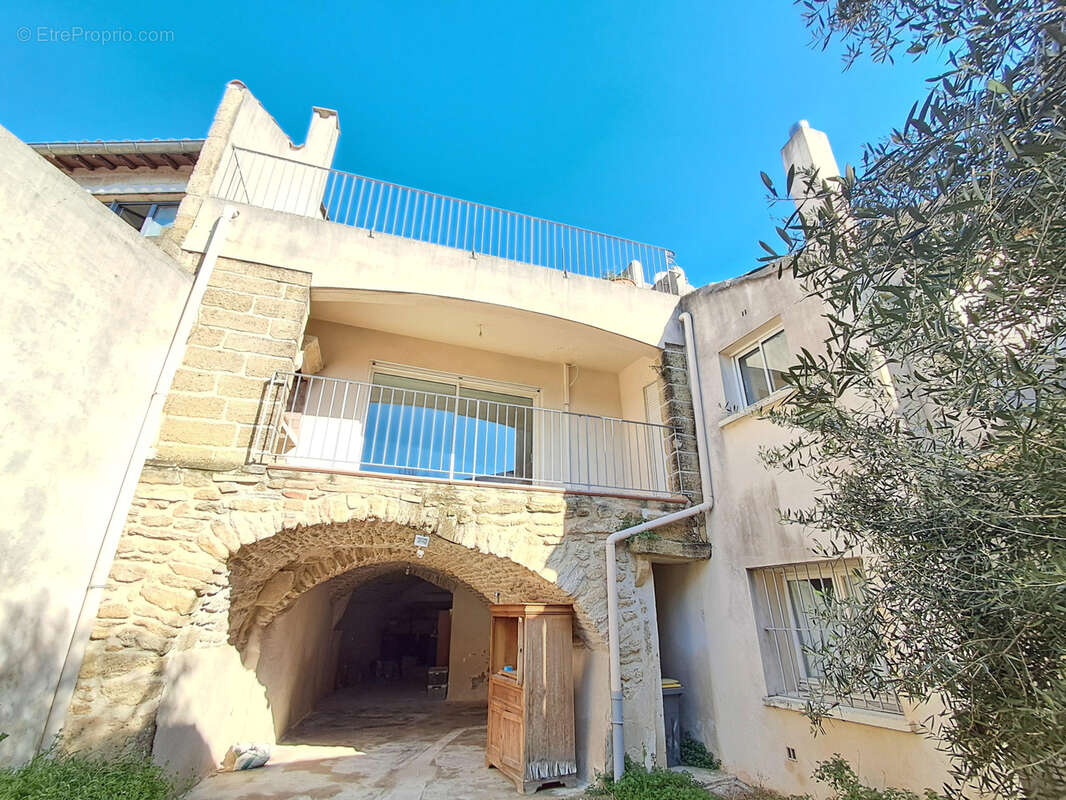 Maison à AIGUES-VIVES