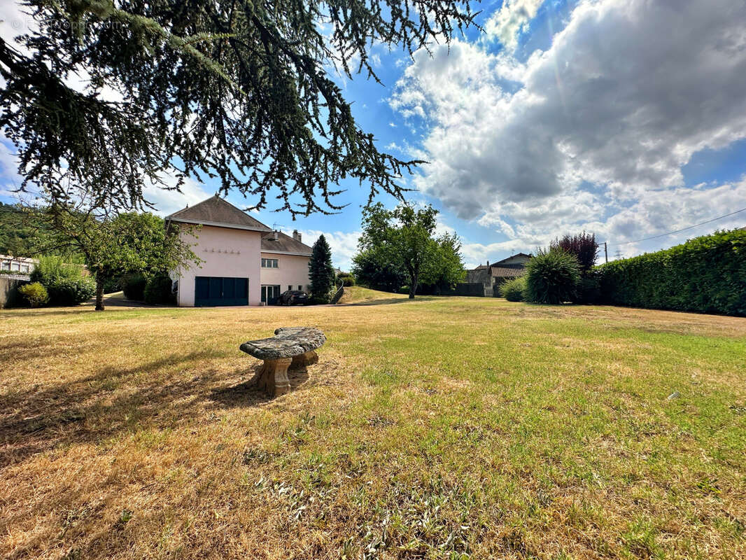 Maison à SAINT-SAVIN