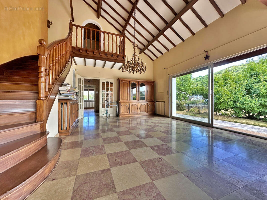 Maison à SAINT-SAVIN