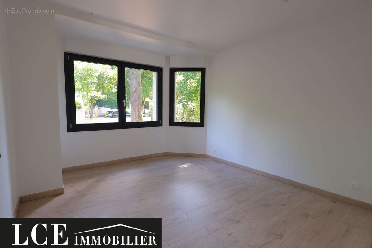 Maison à SAINT-FARGEAU-PONTHIERRY