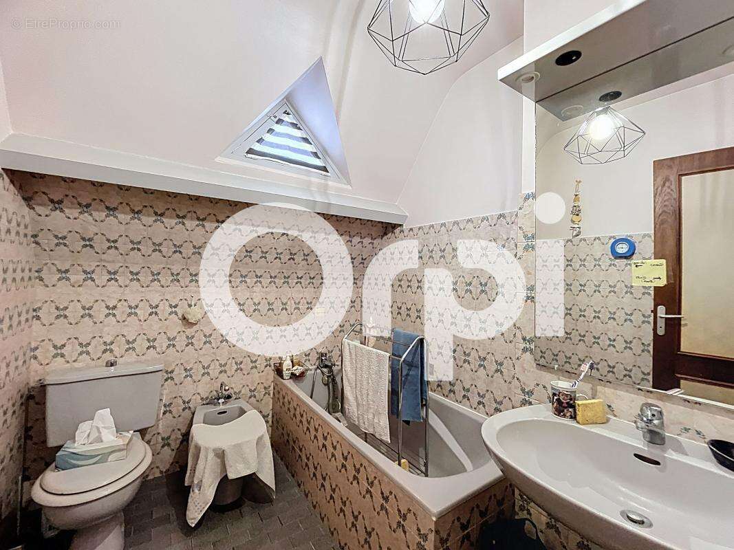 Maison à BRIVE-LA-GAILLARDE