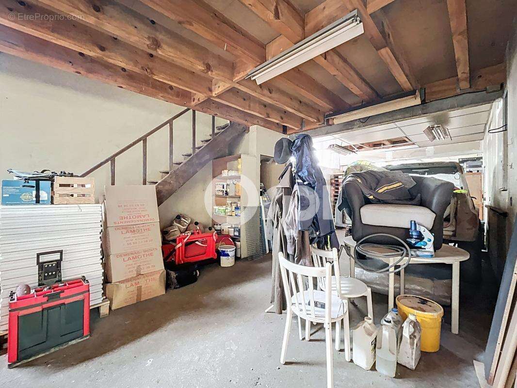 Commerce à PERIGUEUX