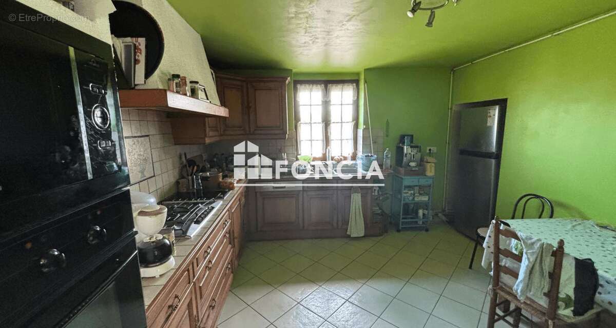 Maison à SAINT-ETIENNE-SOUS-BAILLEUL