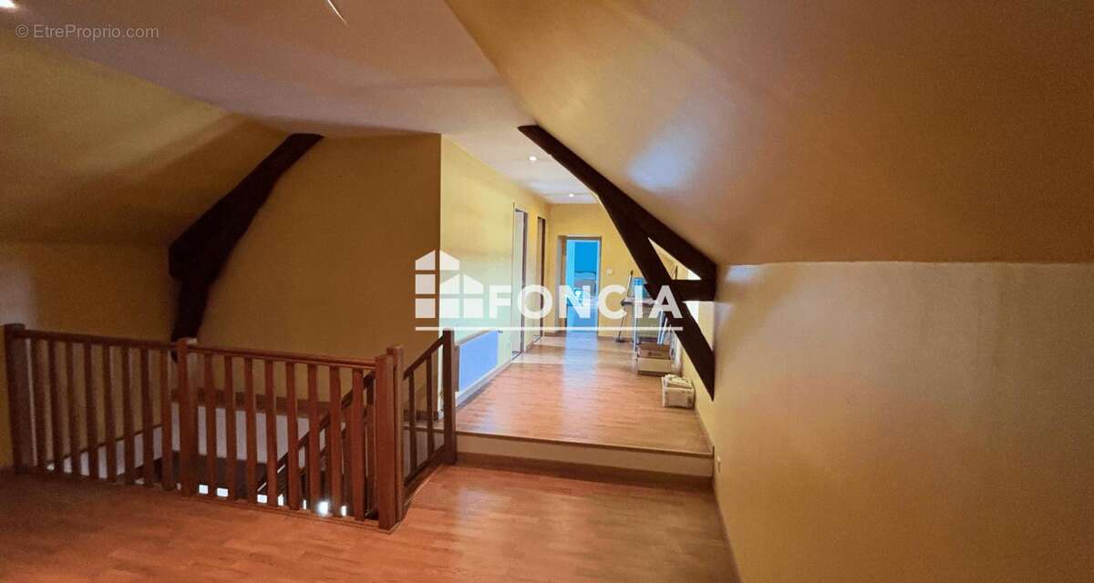 Maison à SAINT-ETIENNE-SOUS-BAILLEUL