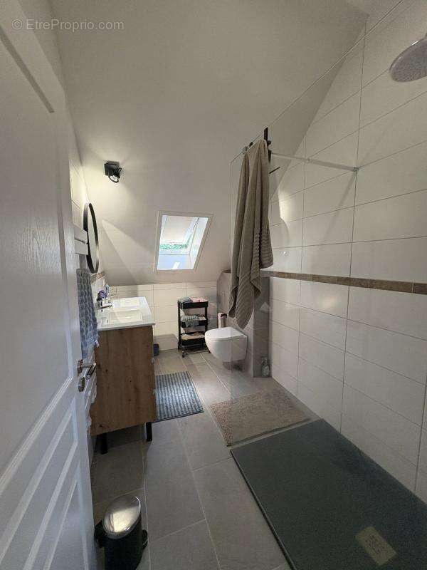 Maison à SAINT-JULIEN-LE-VENDOMOIS