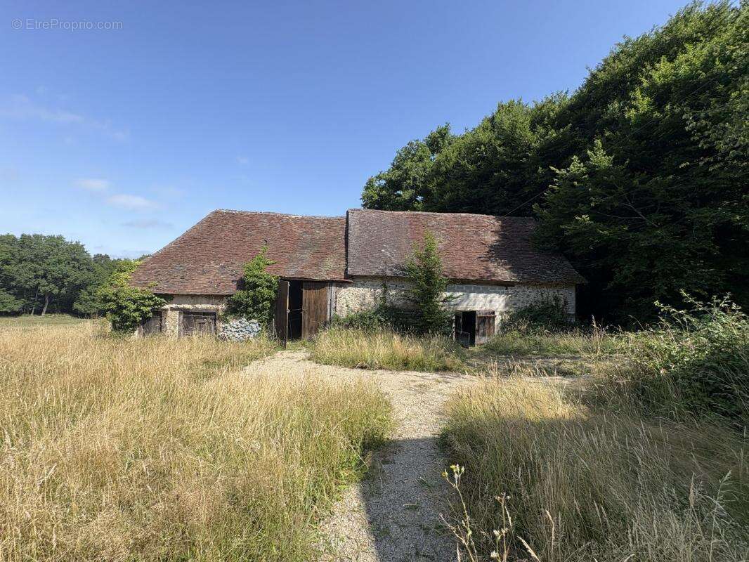 Maison à SAINT-JULIEN-LE-VENDOMOIS
