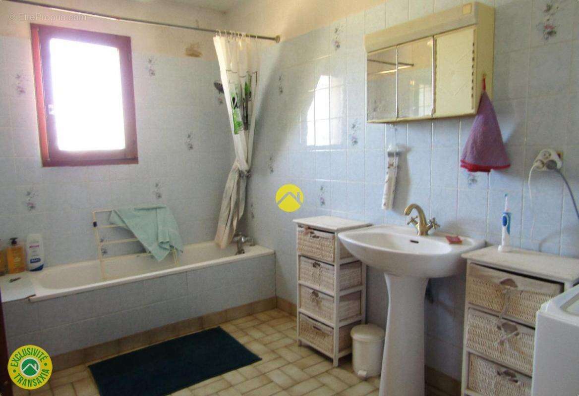 Maison à MONTRICHARD