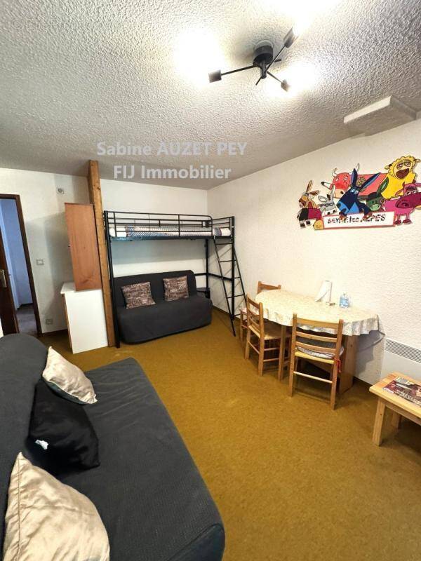 Appartement à SEYNE