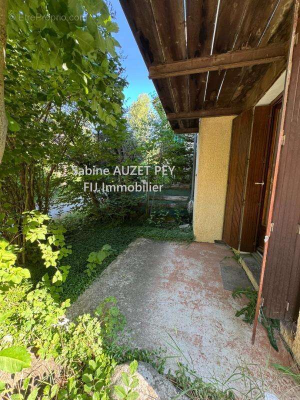 Appartement à SEYNE