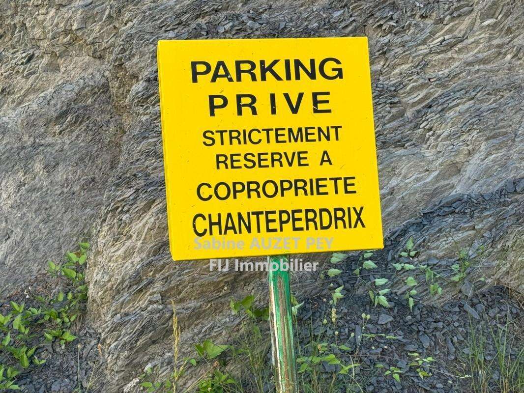 Appartement à SEYNE