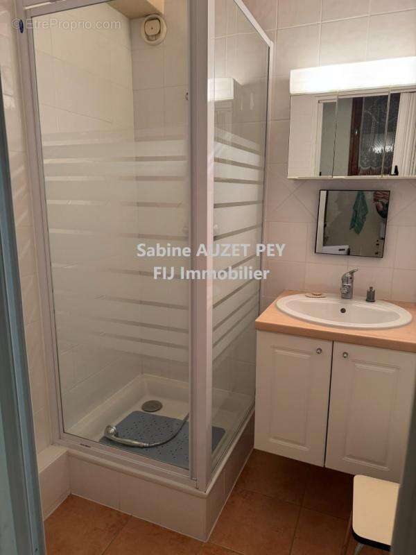 Appartement à SEYNE