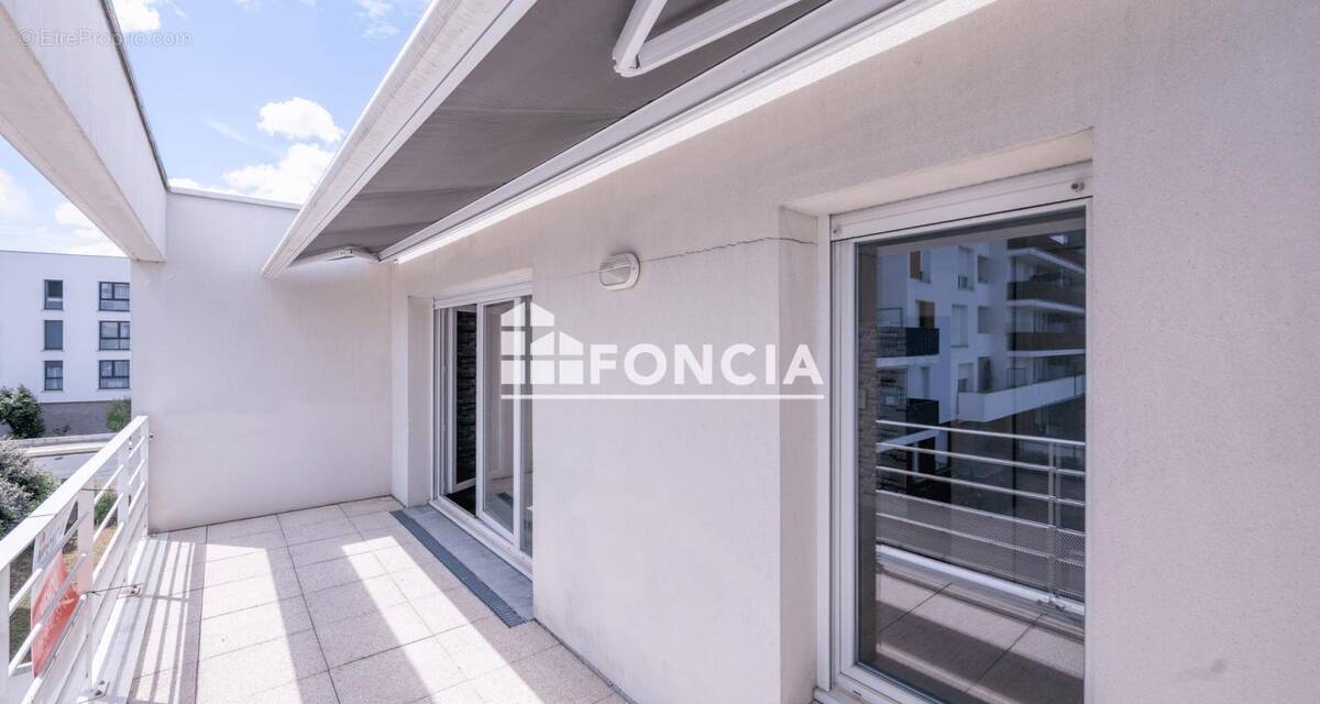 Appartement à VILLENAVE-D&#039;ORNON