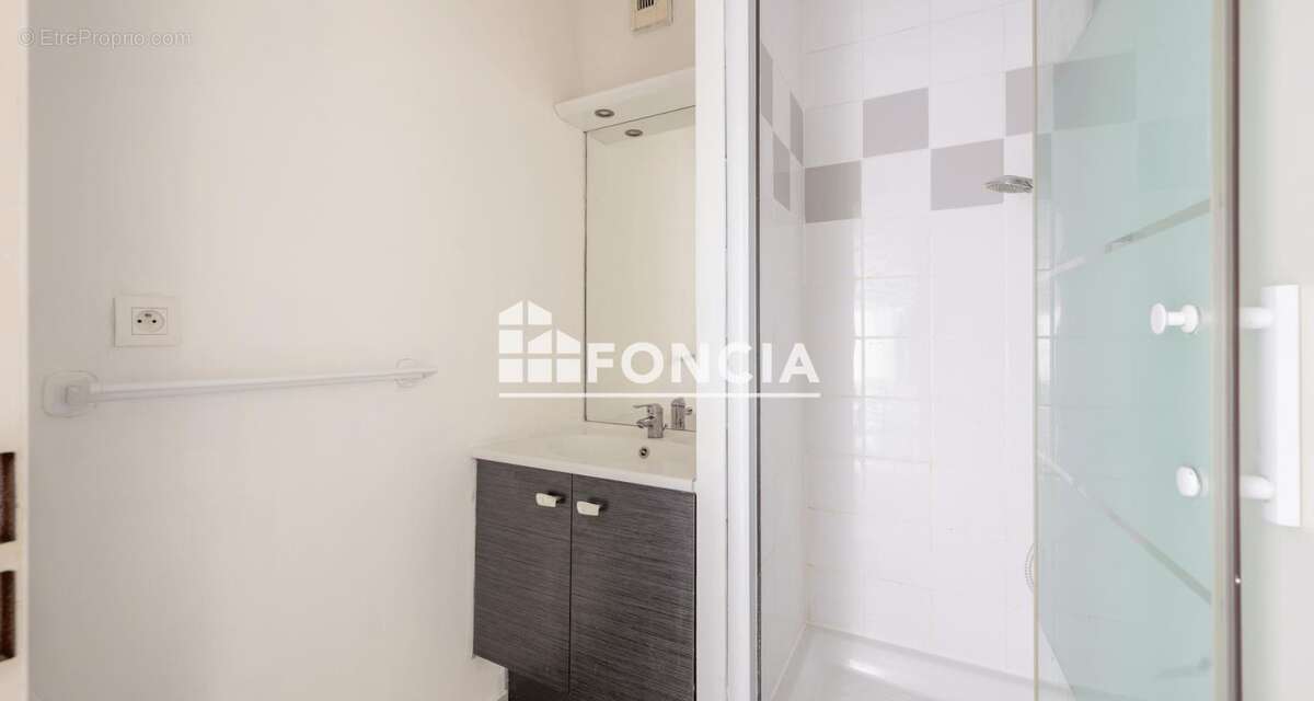 Appartement à VILLENAVE-D&#039;ORNON