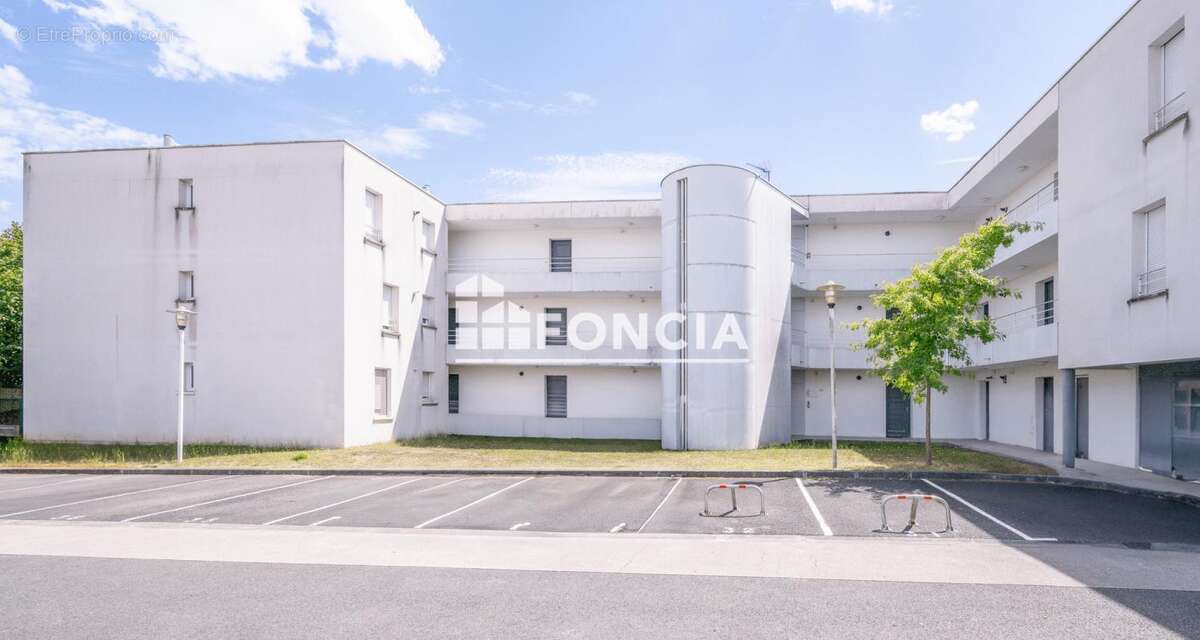 Appartement à VILLENAVE-D&#039;ORNON