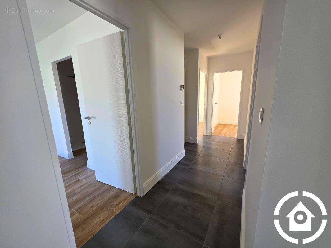 Maison à CHATEAUBERNARD