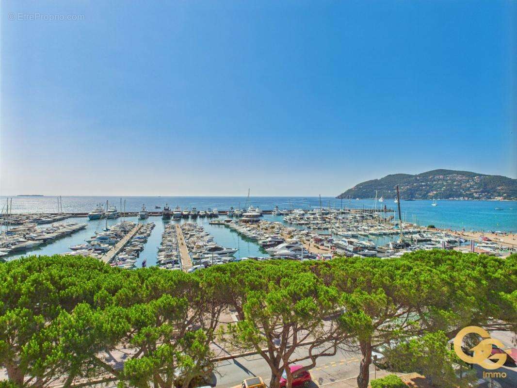 Appartement à MANDELIEU-LA-NAPOULE