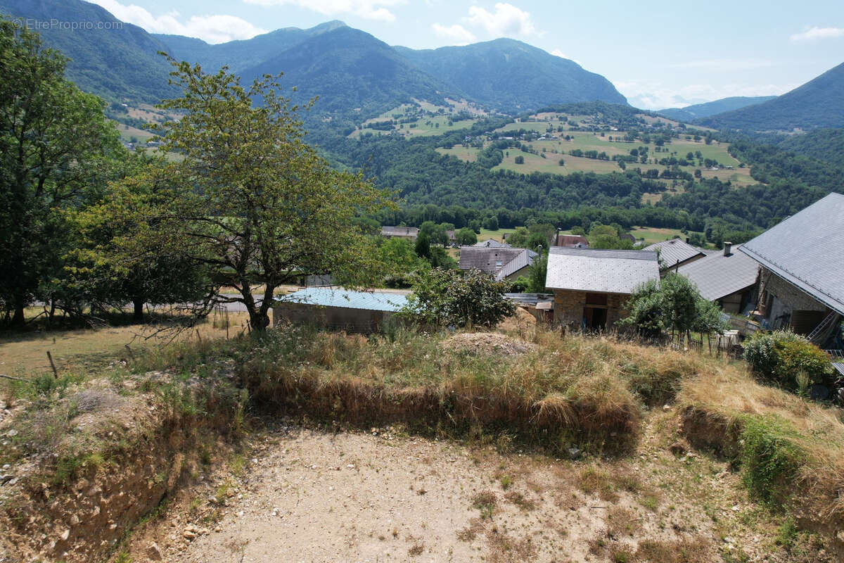 Terrain à SAINT-JEAN-D&#039;ARVEY