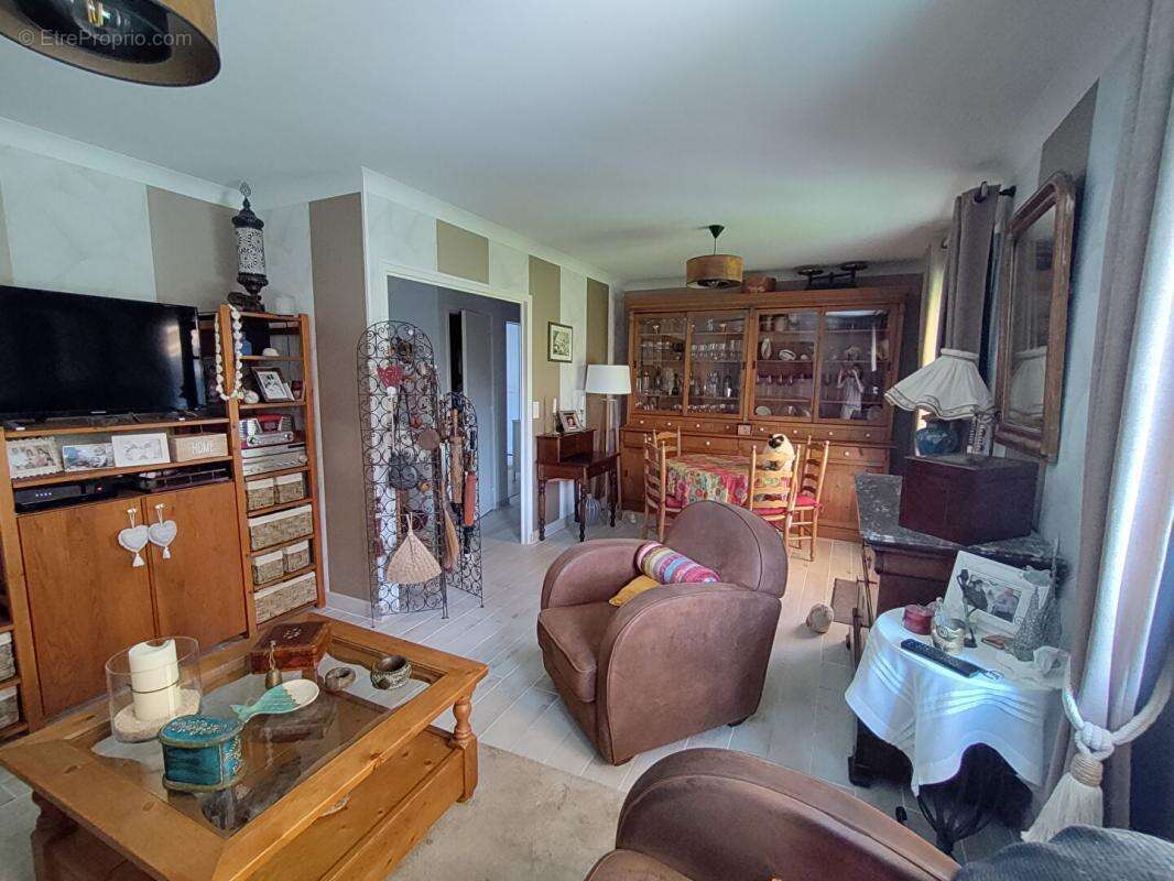 Maison à SAINT-LYPHARD