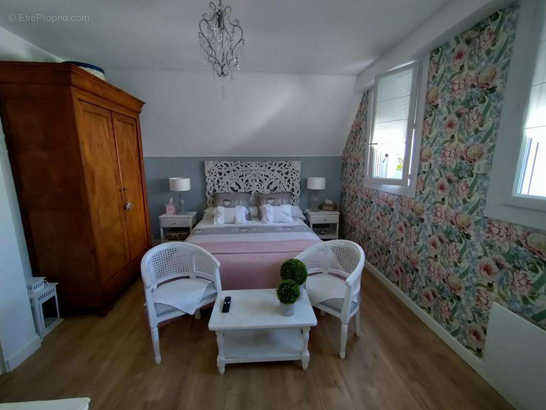 Maison à SAINT-LYPHARD