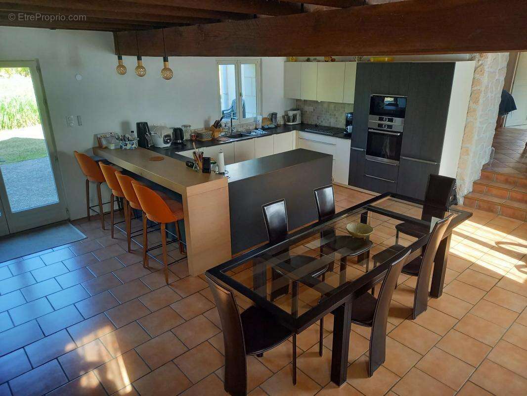 Maison à ROUZIERS-DE-TOURAINE