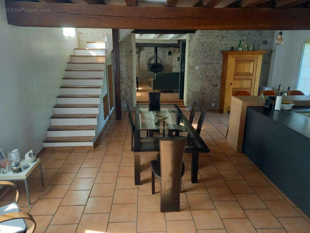 Maison à ROUZIERS-DE-TOURAINE