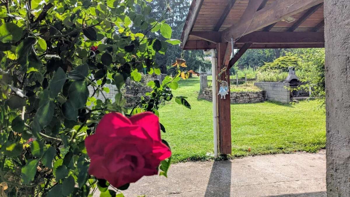 Maison à CHARREY-SUR-SAONE